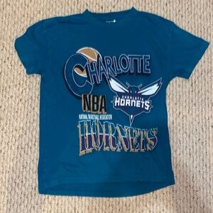 A teal Charlottes Hornets, Large tee shirt